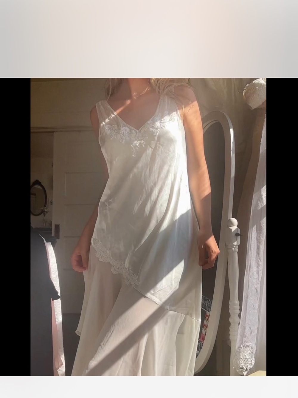 Vintage Oscar de la renta Elegant White Lace-Trim Slip Dress - Picture 7 of 11